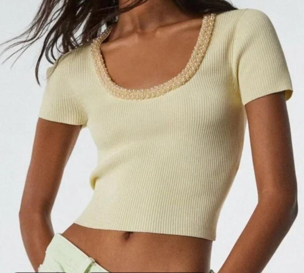 ZARA Pearl Beaded Scoopneck Ribbed Short Sleeve Baby Tee Top Yellow Medium
